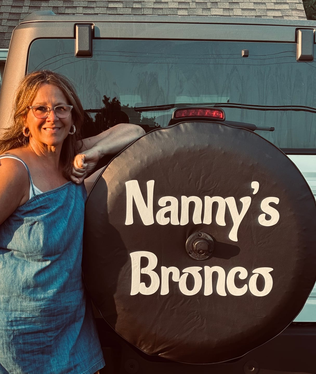 Customer photo review of CUSTOM DESIGN Tire Cover
