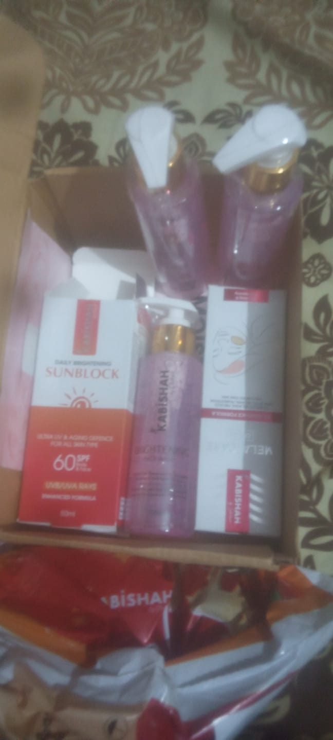 Customer photo review of Vitamin C Brightening Face Wash Double Pack
