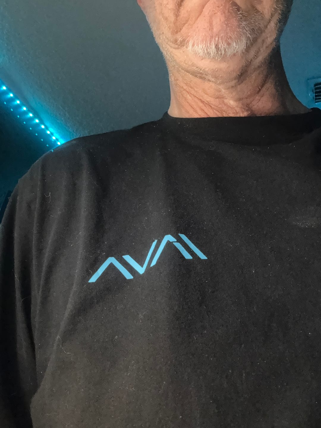 Customer photo review of Islamorada Sail Ultra Soft T-Shirt