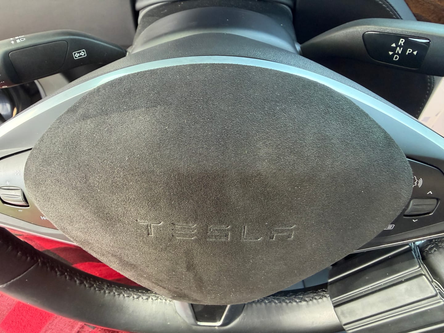Customer photo review of Custom Airbag Top Cover for Tesla Model S & Model X 2012-2021