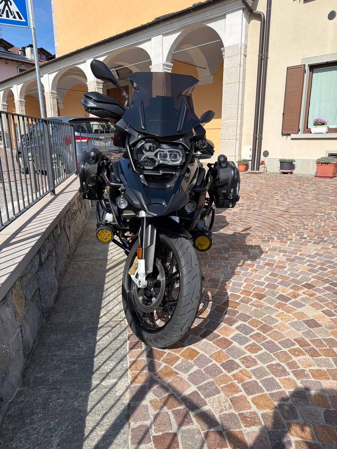 Customer photo review of Inflatable Crash Bar Bag | 300KG Passive Protection | IPX7 Waterproof