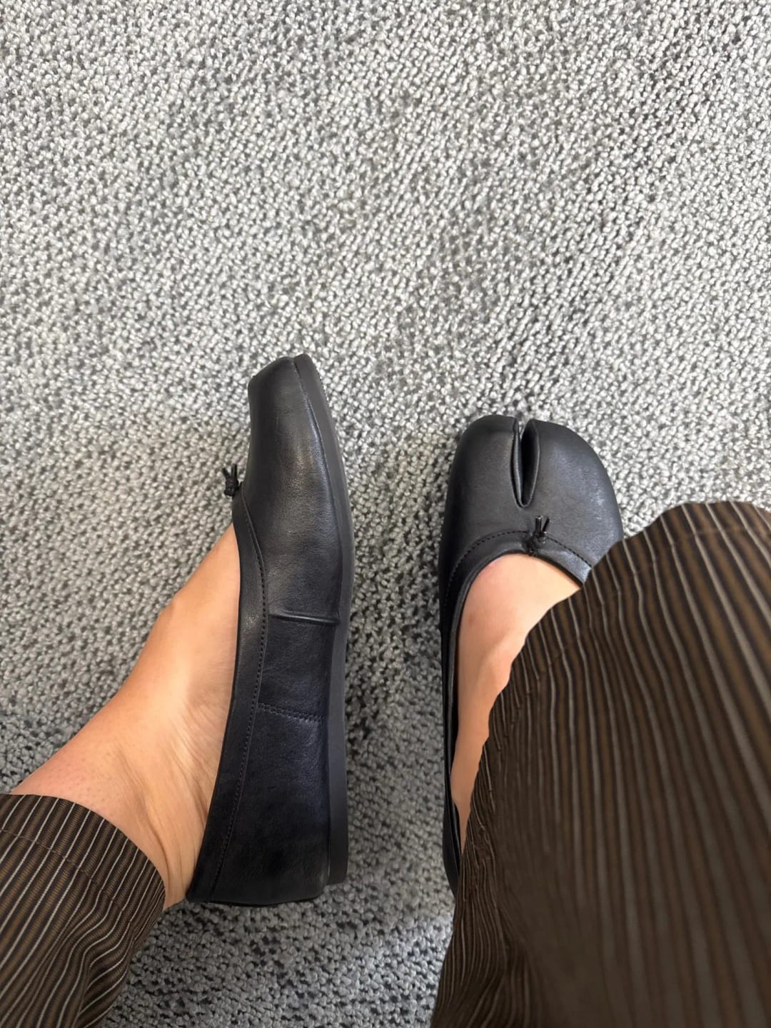 Customer photo review of Bianca Split-Toe Leather Mules
