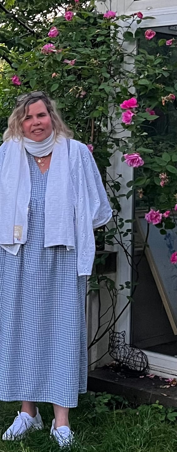 Customer photo review of Blouse Yoko - voile de coton brodé blanc cassé pâquerettes