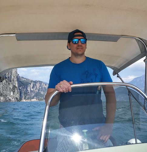 Customer photo review of Hammerhead Swarm T-Shirt Herren