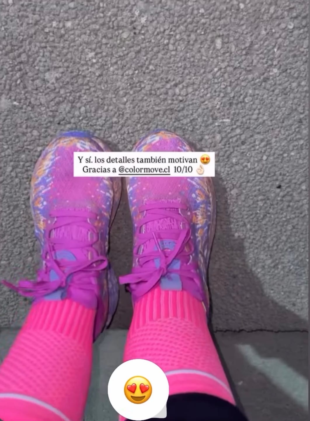 Customer photo review of Calcetin Runner de compresion EVOLRUN Rose + Regalos