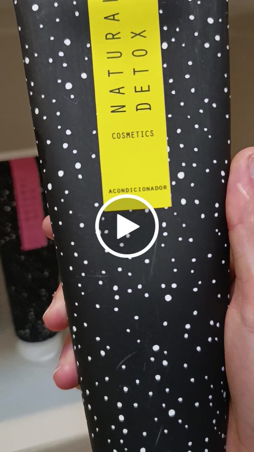Customer video review of Pack Anticaspa Seca o Psoriasis Básico Líquido