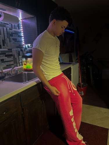 Customer photo review of VISIONZ SWEATS