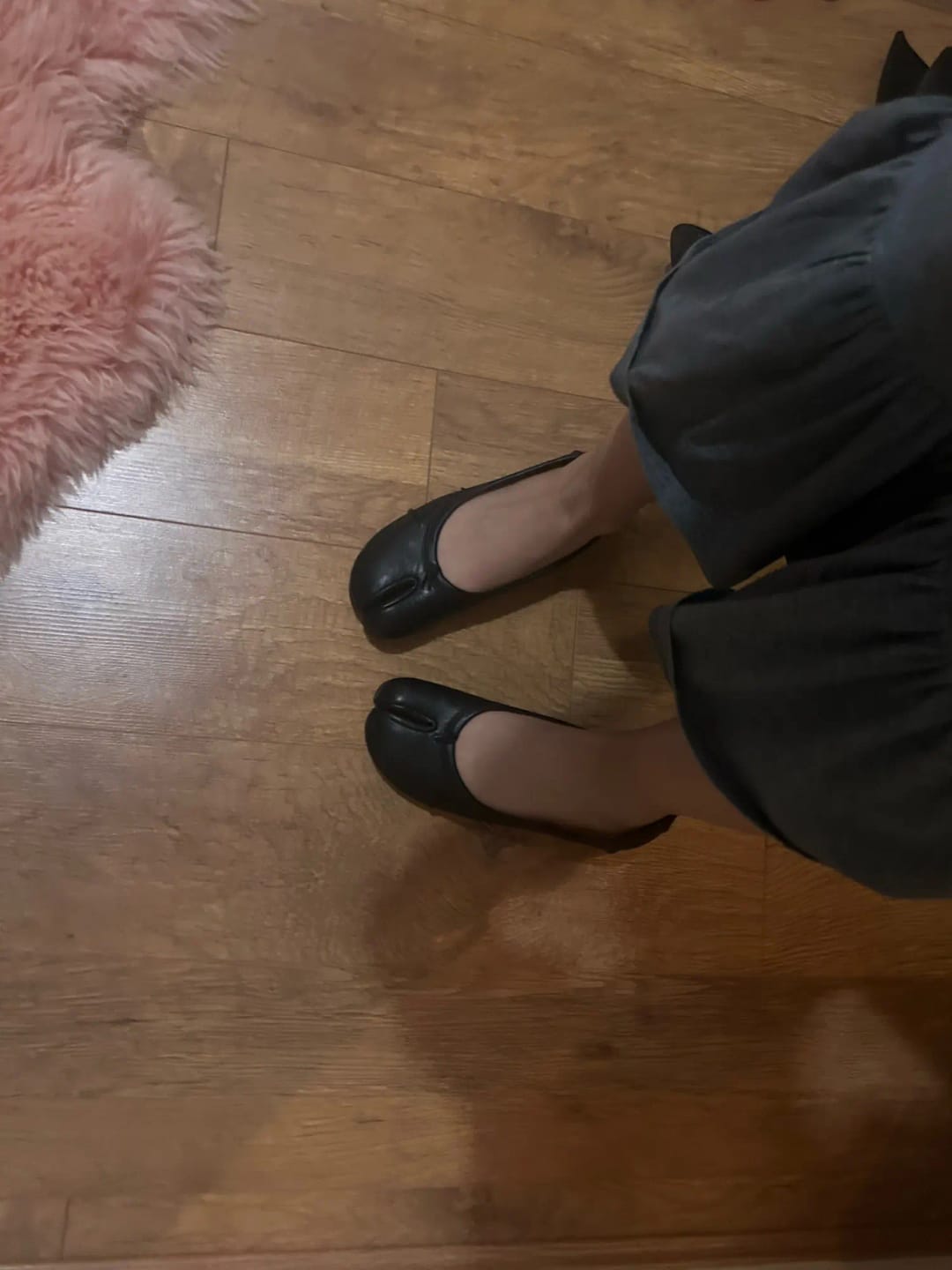 Customer photo review of Bianca Split-Toe Leather Mules