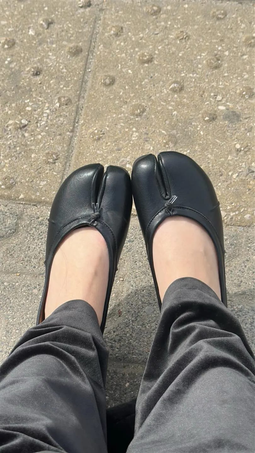 Customer photo review of Bianca Split-Toe Leather Mules