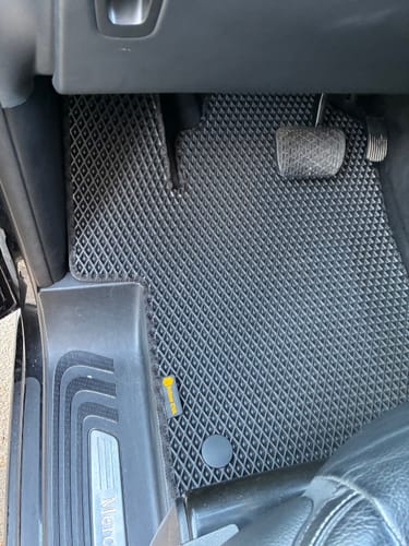 Customer photo review of Fußmatten für Van - Komplettset