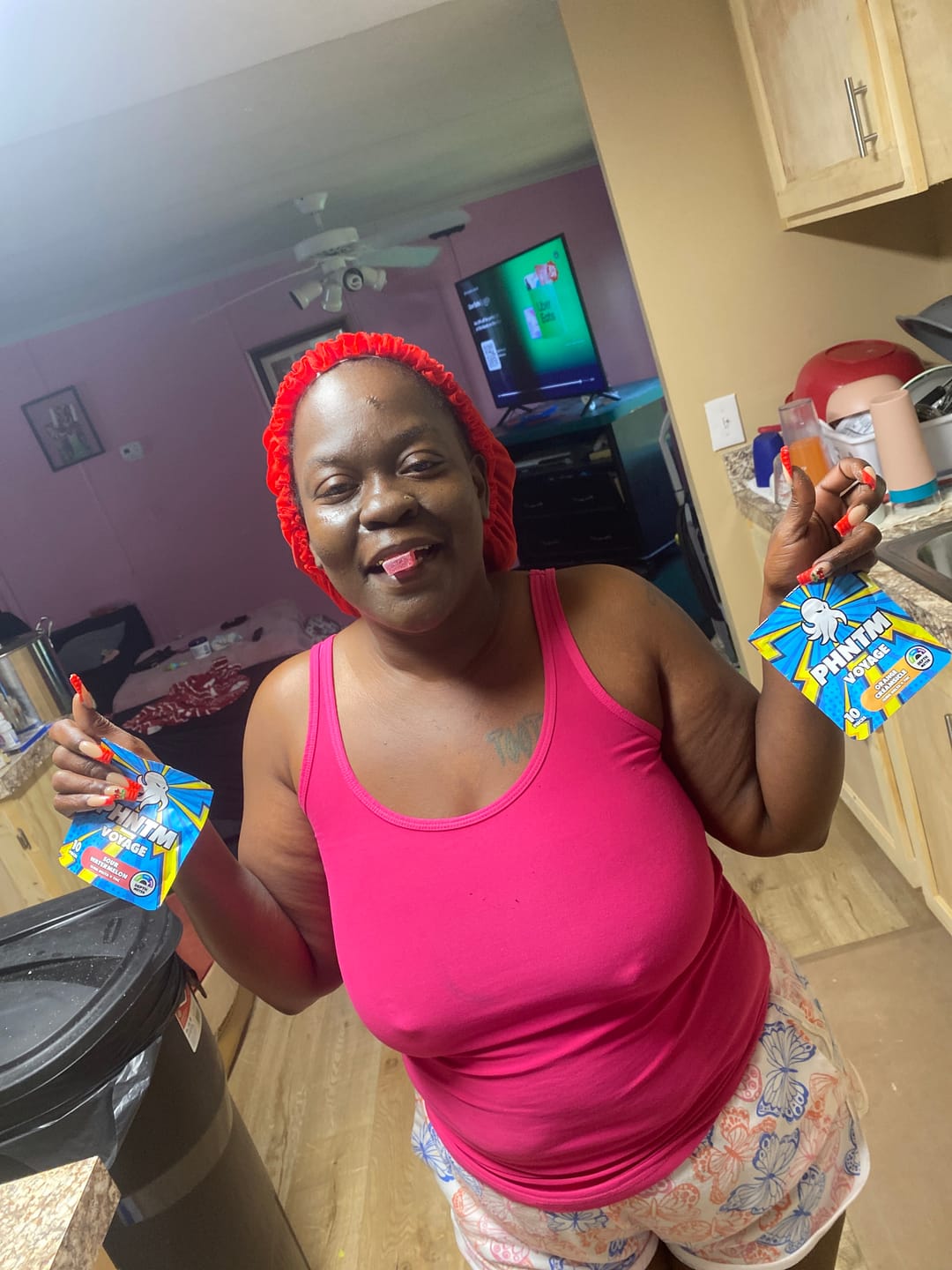 Customer photo review of Voyage Delta 9 THC Gummies