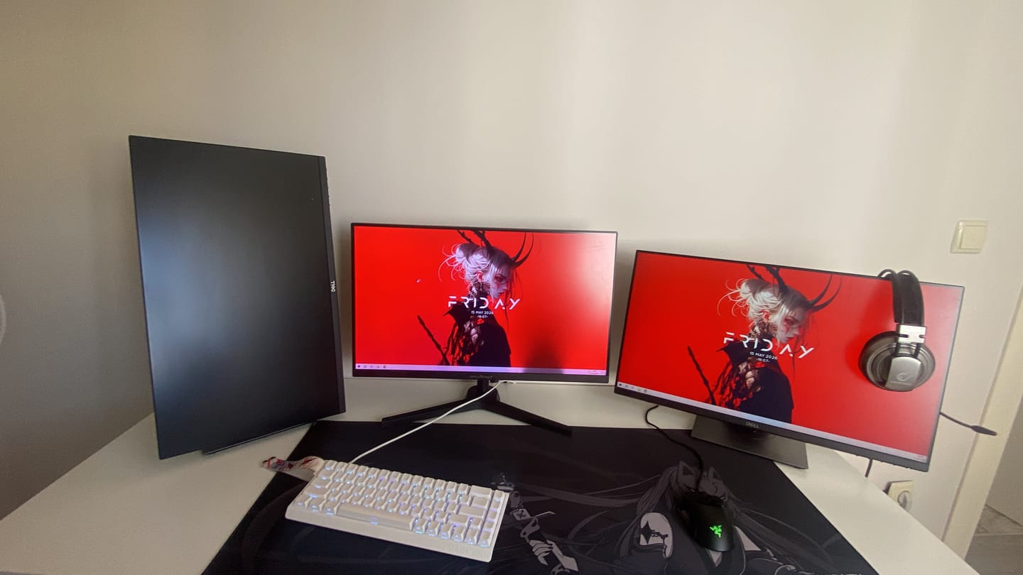 Customer photo review of Wraith Kitsune Edition Deskmat