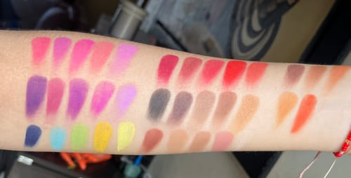 Customer photo review of PALETA DE SOMBRAS 35 TONOS BIRDS