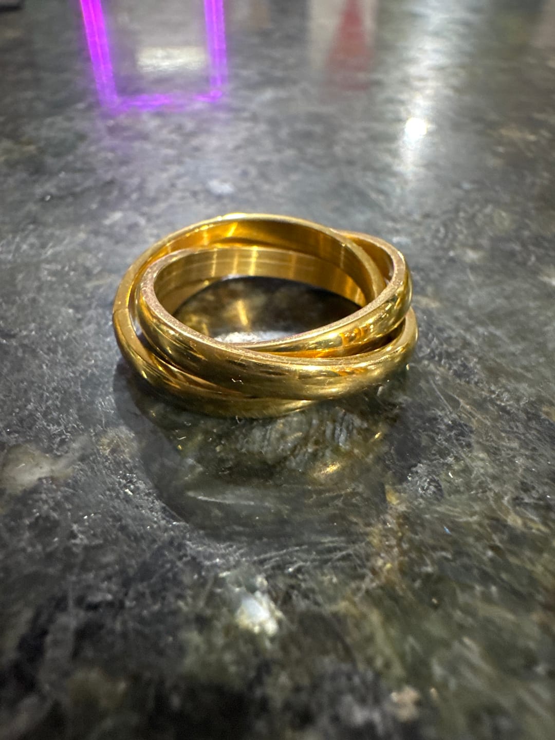 Customer photo review of Anel Trindade Banhado em Ouro 18K