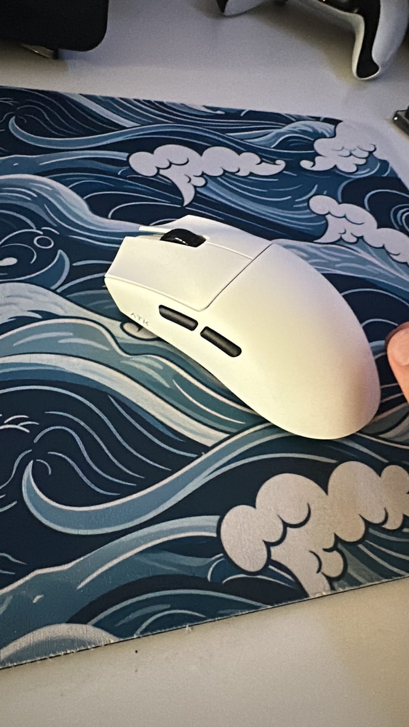 Customer photo review of ATK Blazing Sky X1 Wireless Mouse
