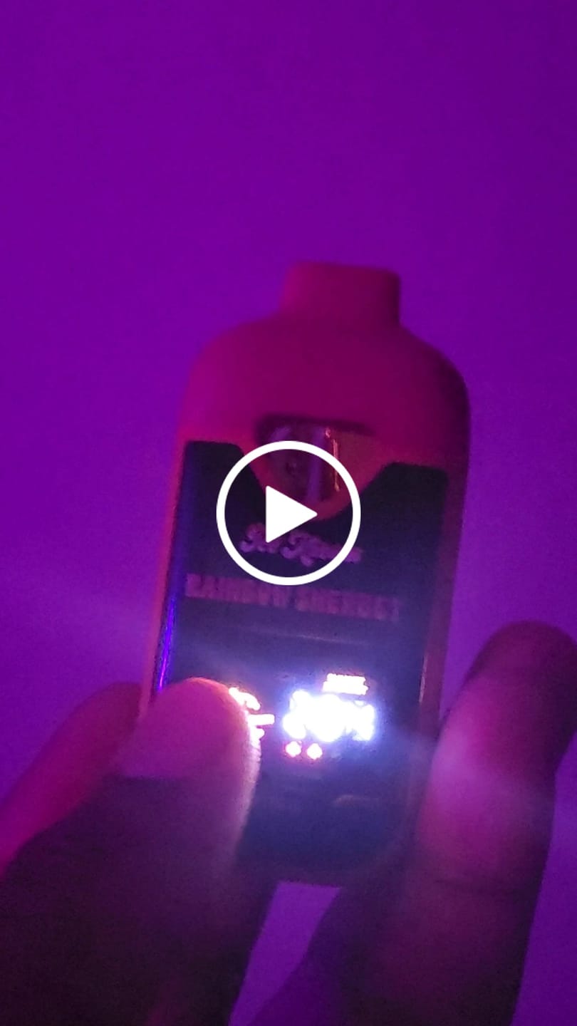 Customer video review of Ice Kream Rainbow Sherbet Trio Vape