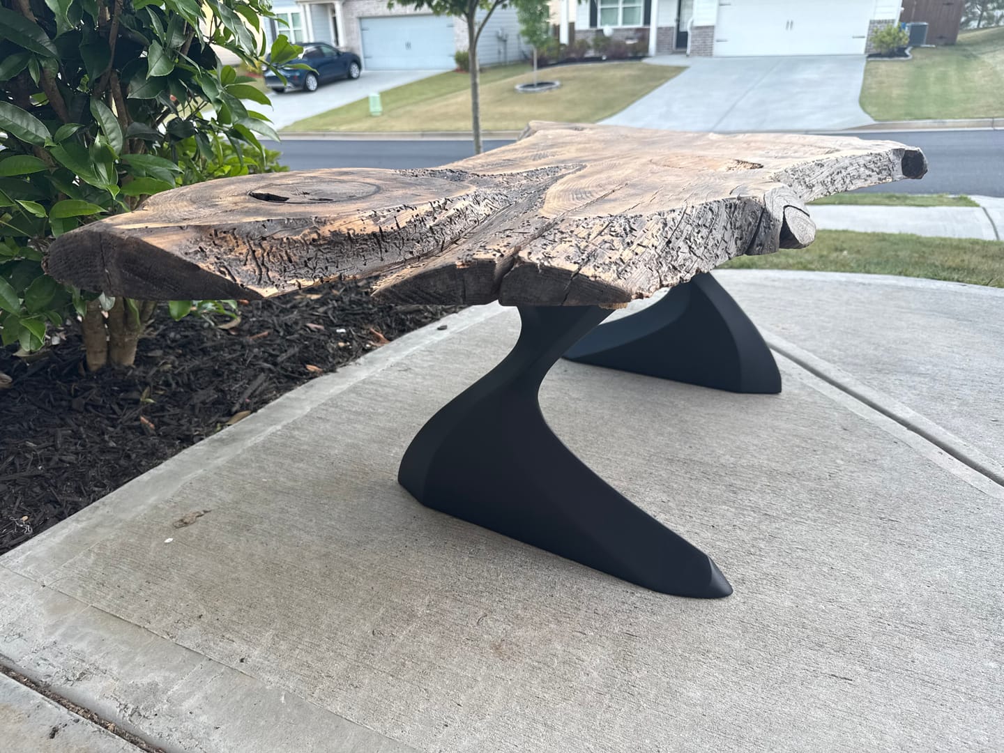 Customer photo review of Coffee Table Legs 214/127 Botas 16.1" H Minimalist Style for Live Edge Tabletop
