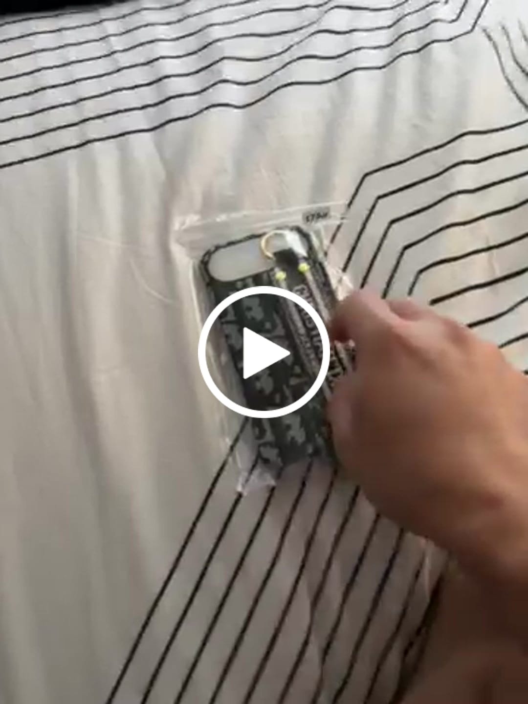 Customer video review of CD IPHONE CASE BLACK
