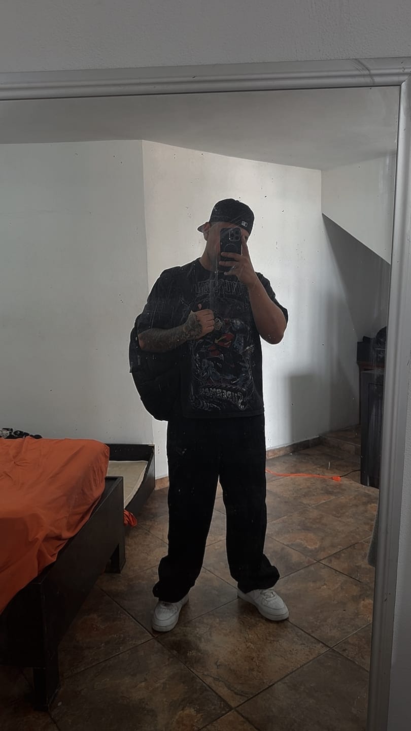 Customer photo review of 4044 - Superman Graphic Tees