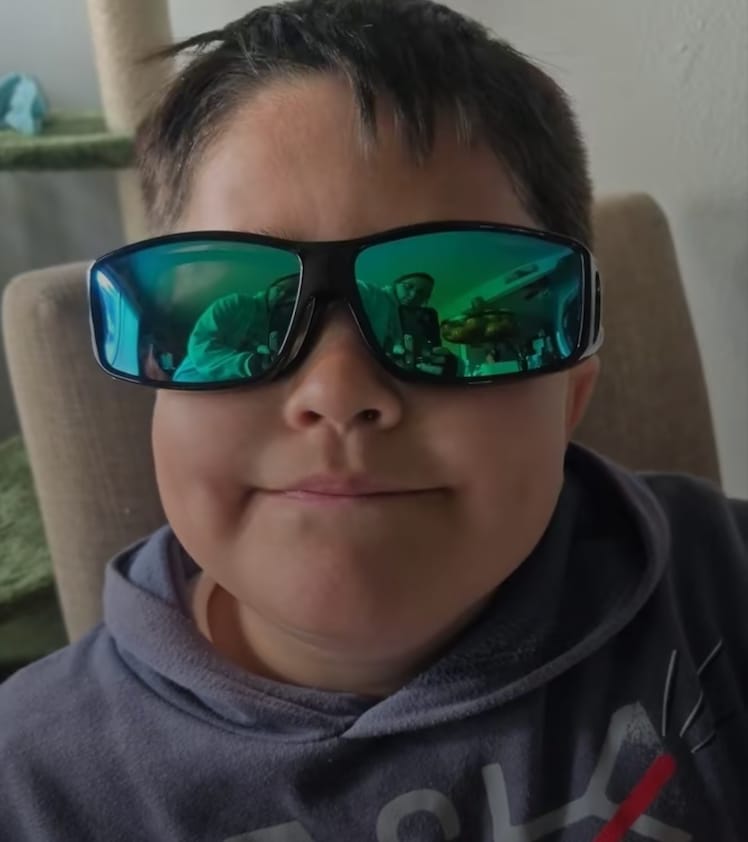Customer photo review of OverShade™ Polarized Fit-Over Sunglasses