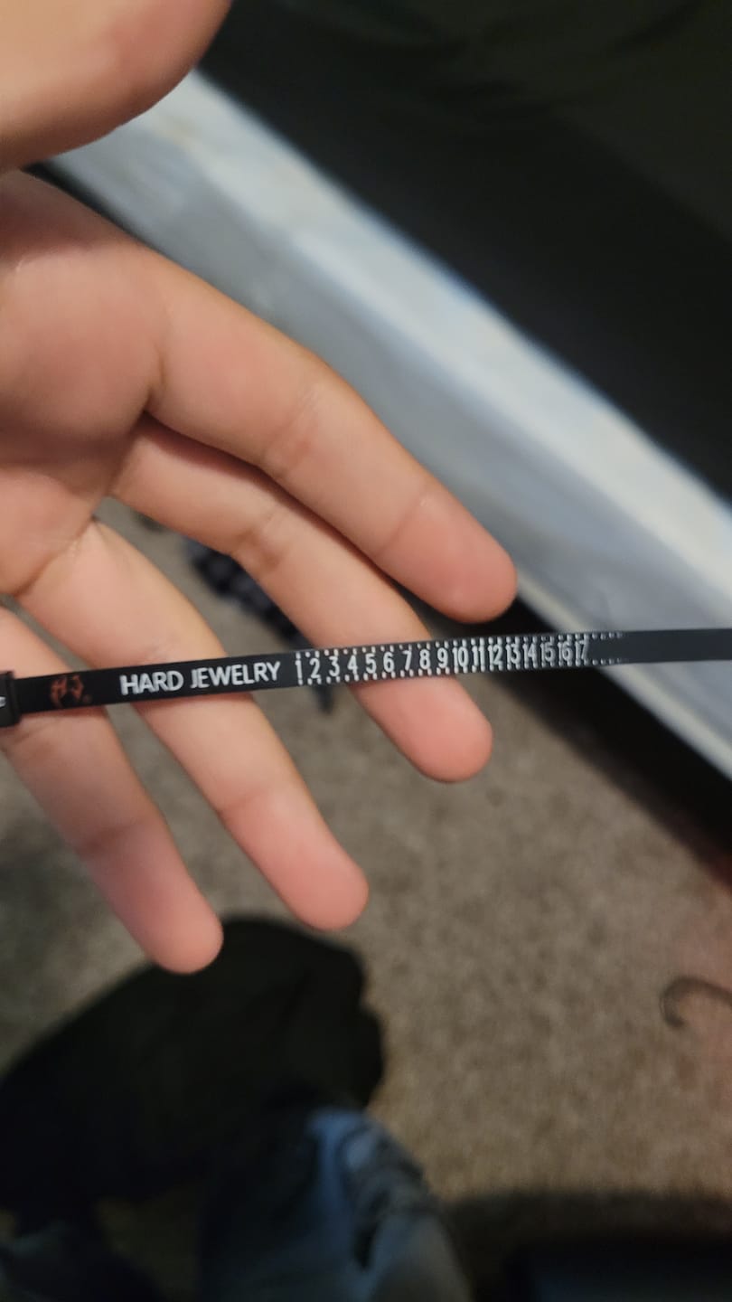 Customer photo review of FREE RING SIZER