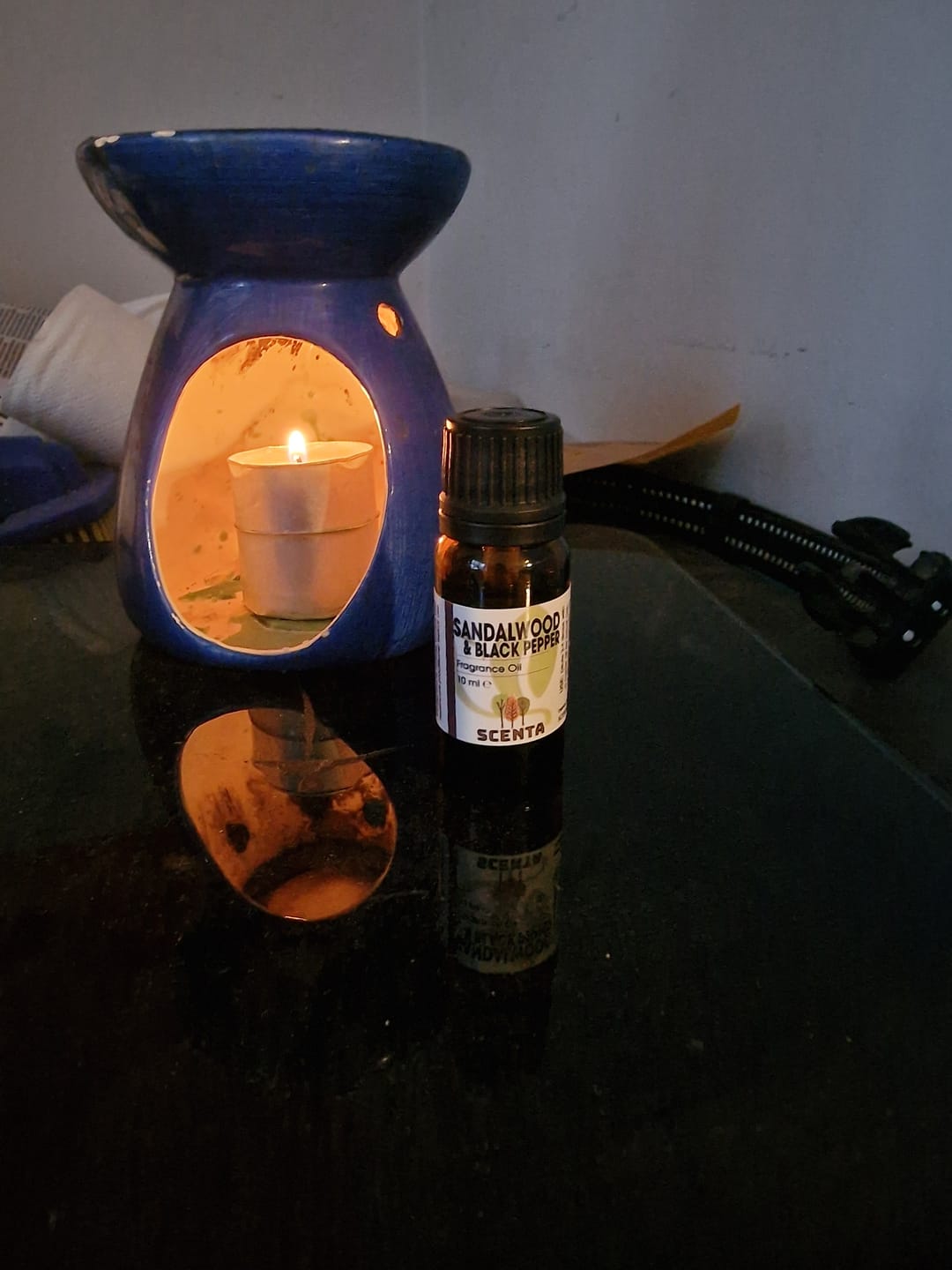 Customer photo review of Sandalwood & Black Pepper Fragrance Oil 10ml