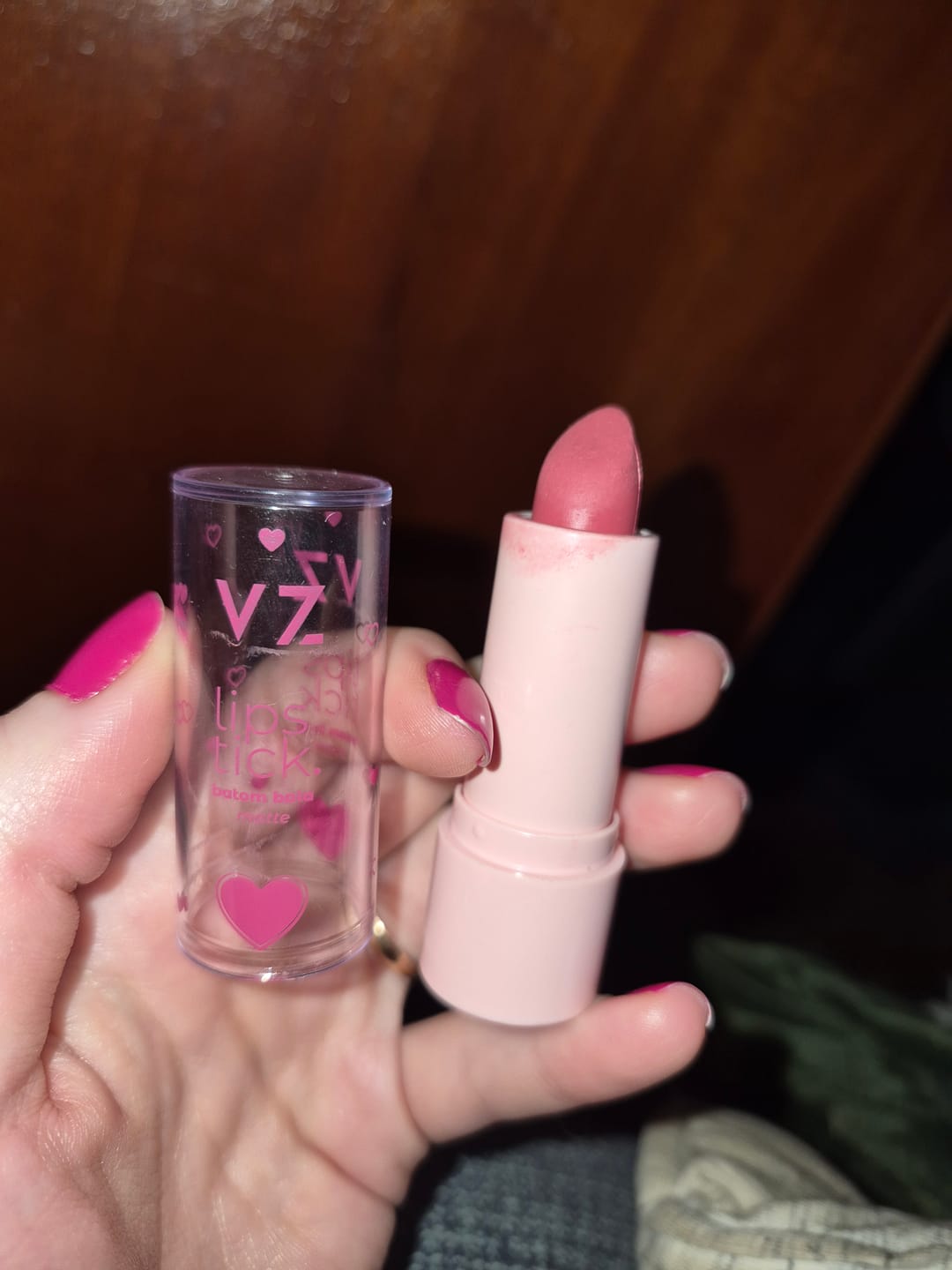 Customer photo review of Batom Bala Lipstick - Vizzela