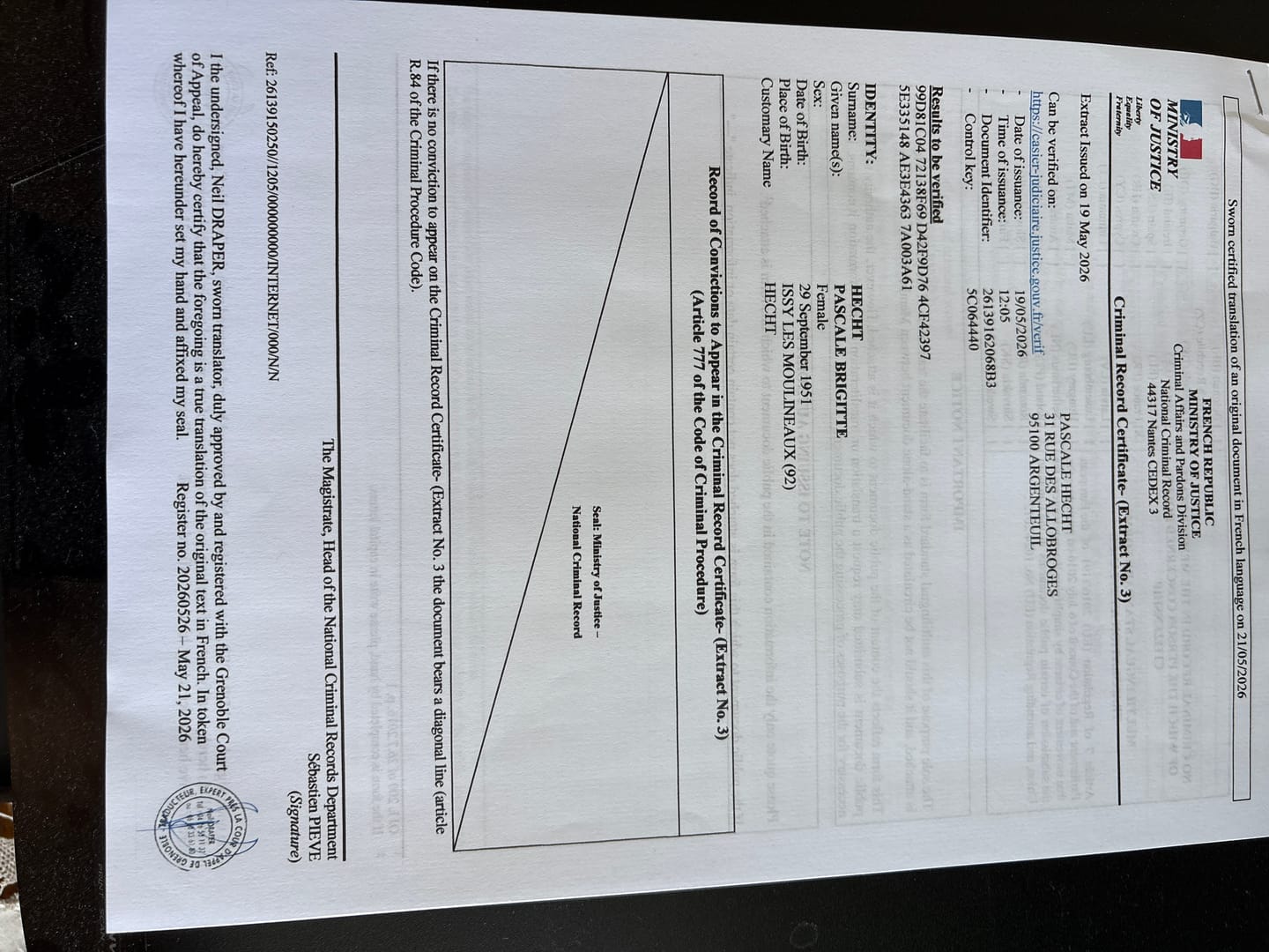 Customer photo review of TRADUCTION EXTRAIT DE CASIER JUDICIAIRE