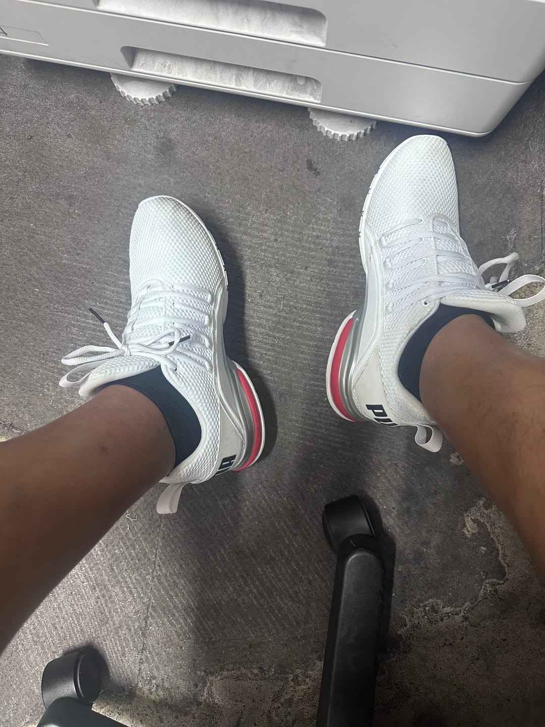 Customer photo review of PUMA AXELION LS RED WHITE
