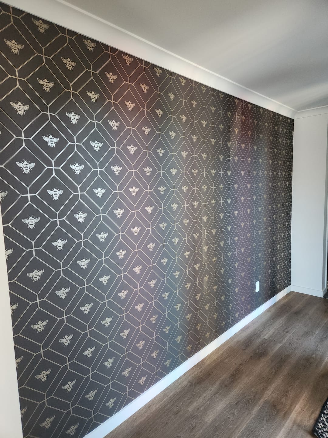 Customer photo review of Honeycomb Bee - Geometric Metallic Wallpaper - Black/Charcoal