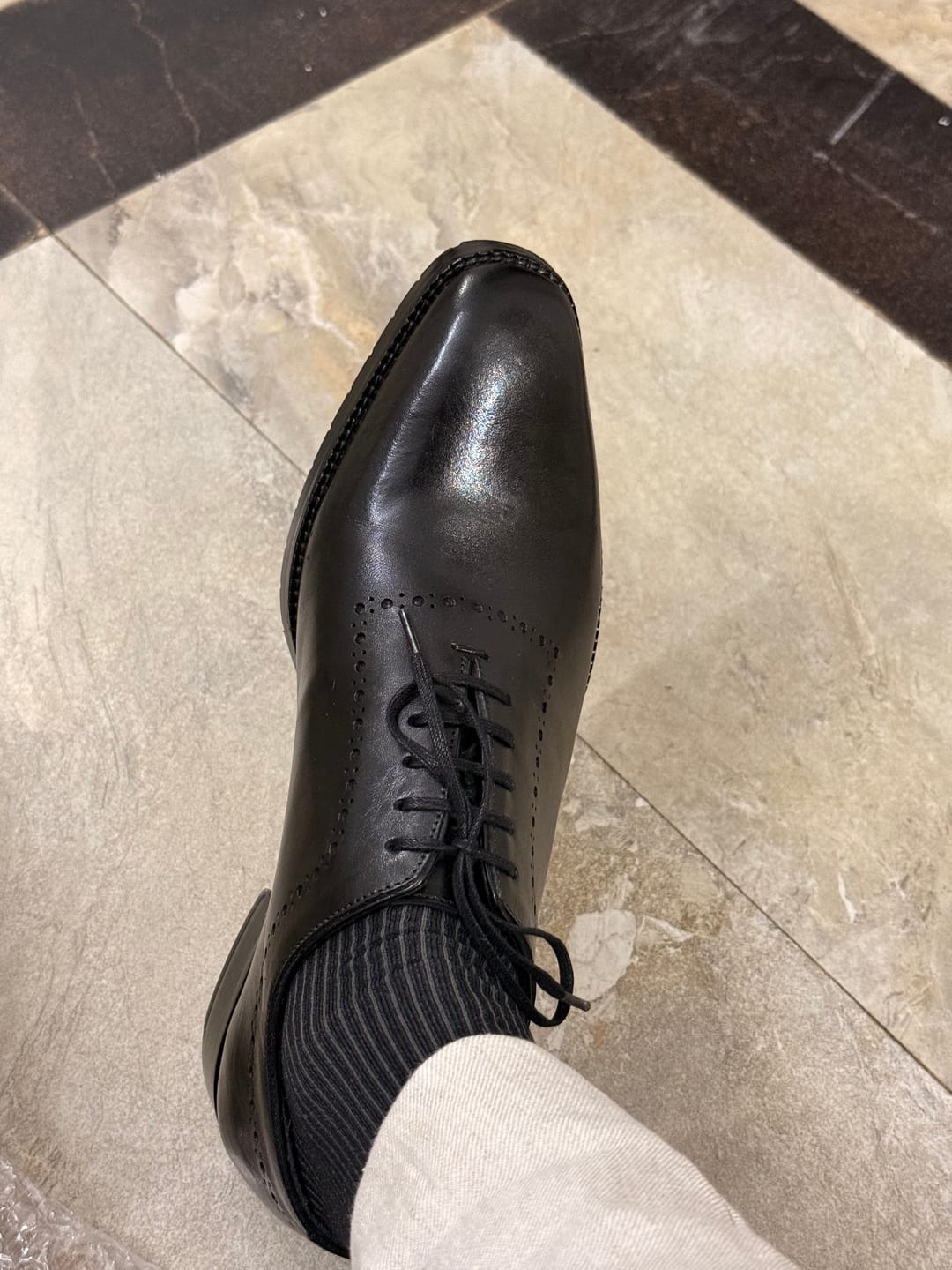 Customer photo review of Wholecut Oxfords - Black