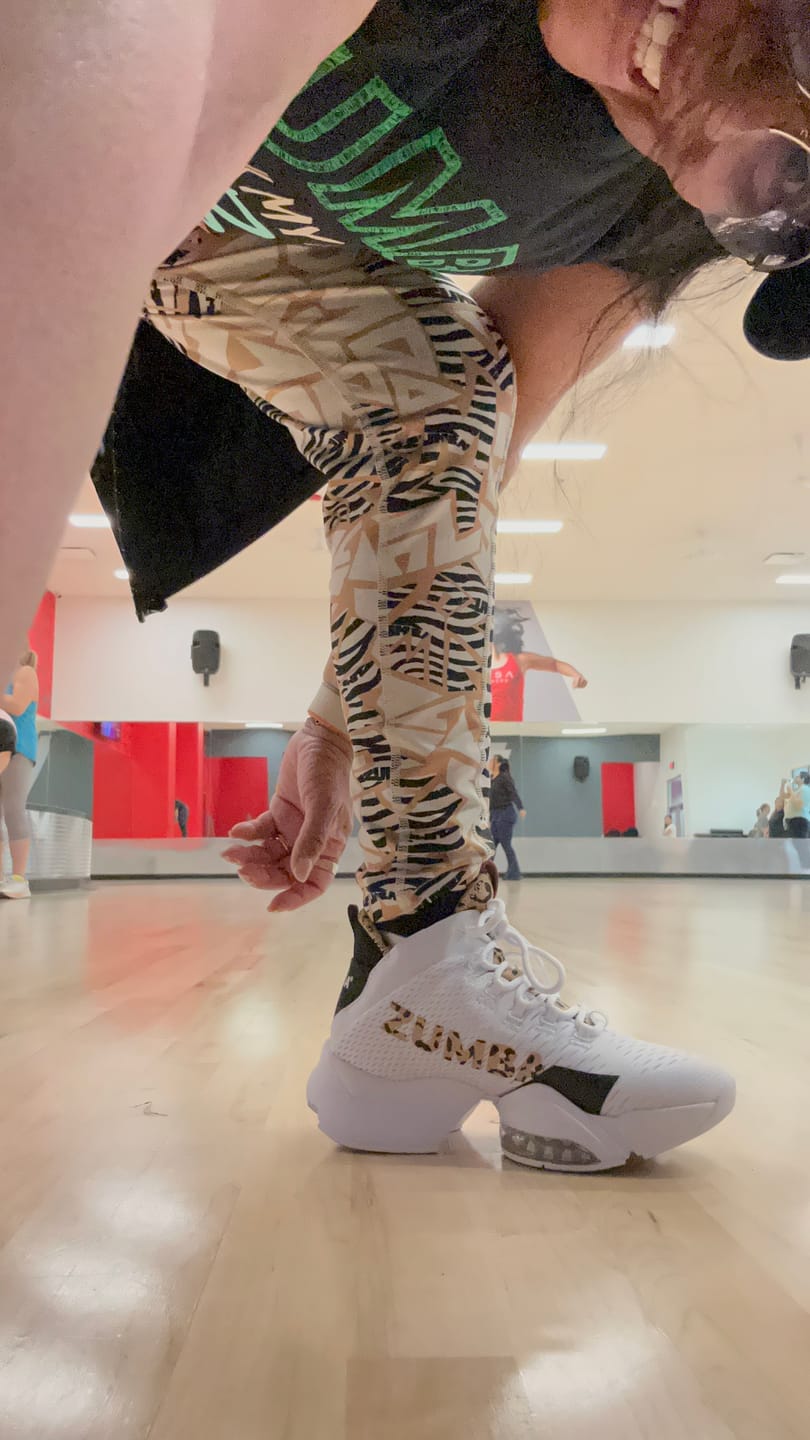 Customer photo review of Zumba Air Stomp Funk 2.0 - White/Black