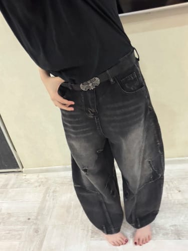 Customer photo review of 'OBSIDIAN' JEANS