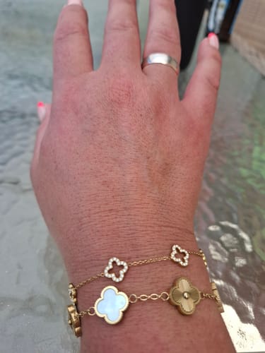 Customer photo review of Golden Perlmutt Lucky Leaf Abbaddon Armband 14K Vergoldet