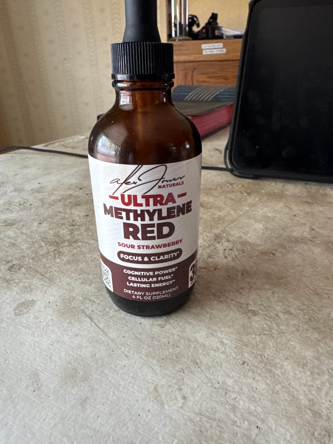Customer photo review of The Ultra Methylene Red - Sour Strawberry (120ML) (30 Servings)