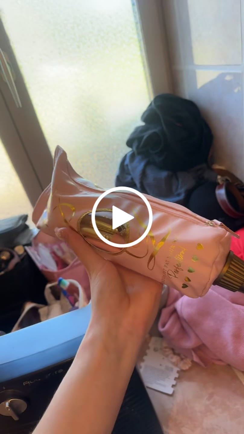 Customer video review of Base Makeup Bag Brush Set