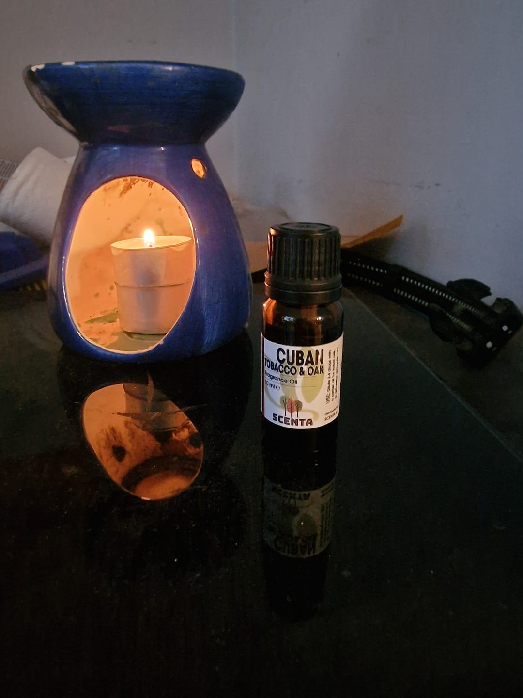 Customer photo review of Cuban Tobacco & Oak Fragrance Oil 10ml