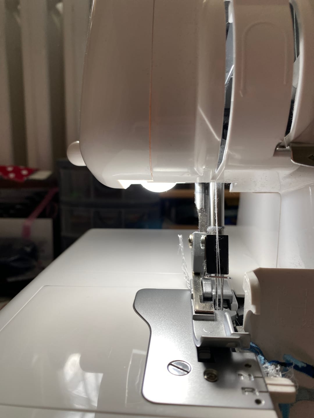 Customer photo review of 1x LED-Licht 0,5W 230V (Schraubgewinde) für Gritzner 788 Overlock