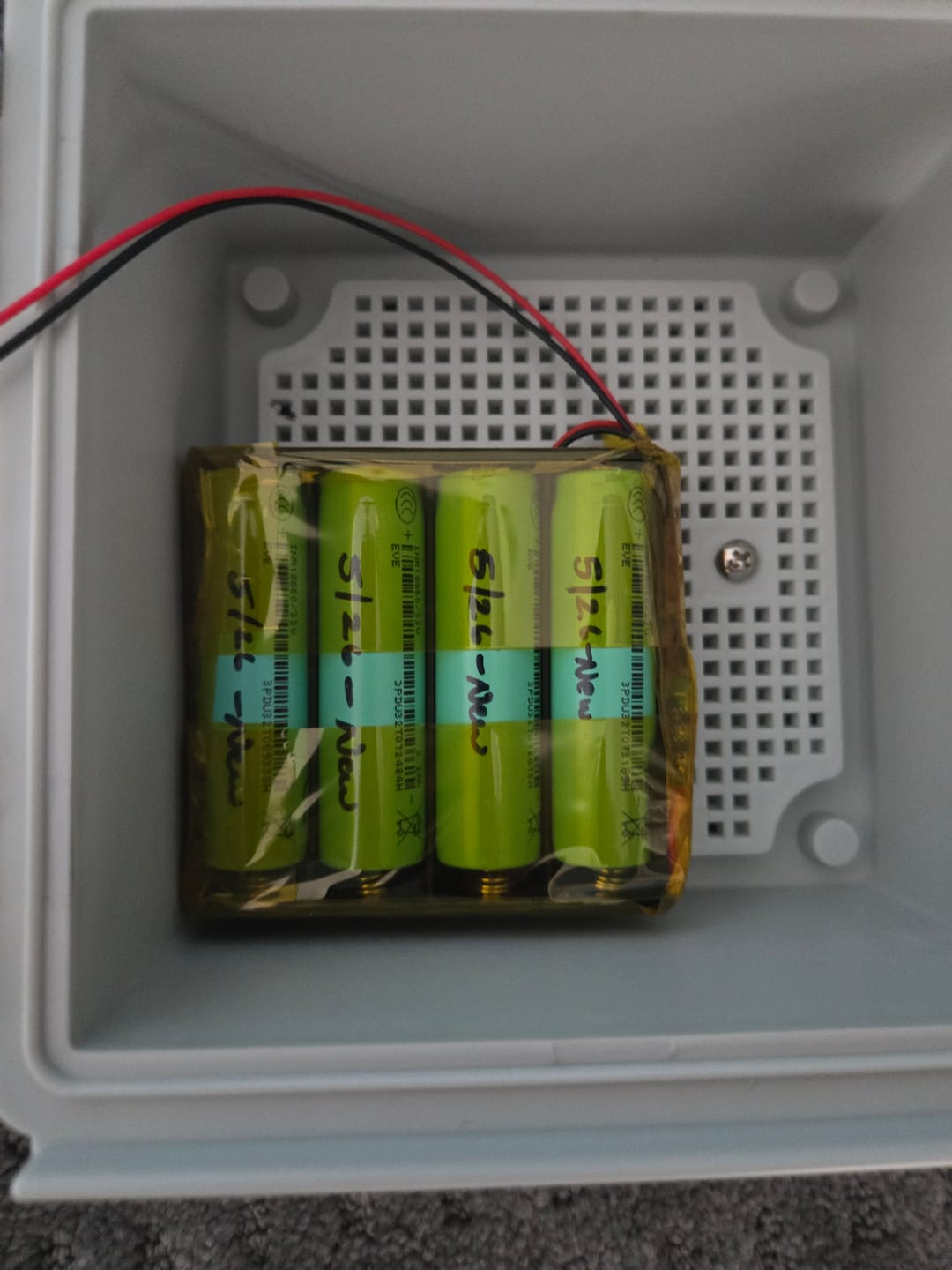 Customer photo review of EVE 33V 18650 3200mAh 10A Battery