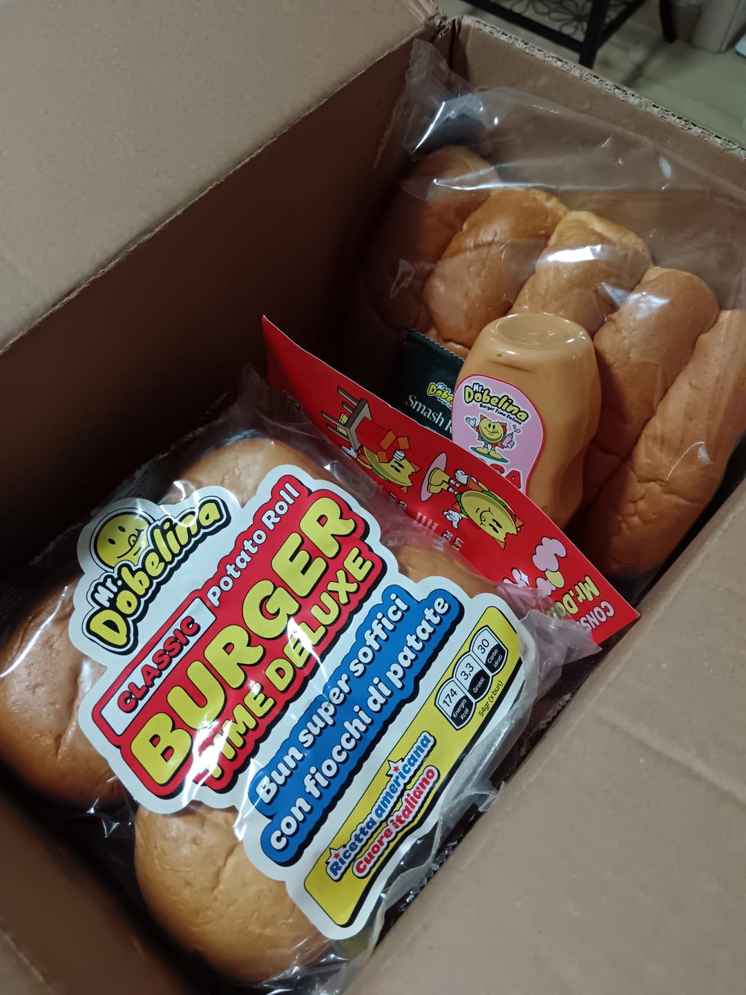 Customer photo review of Rosa Supreme, la salsa burger di Mr.Dobelina