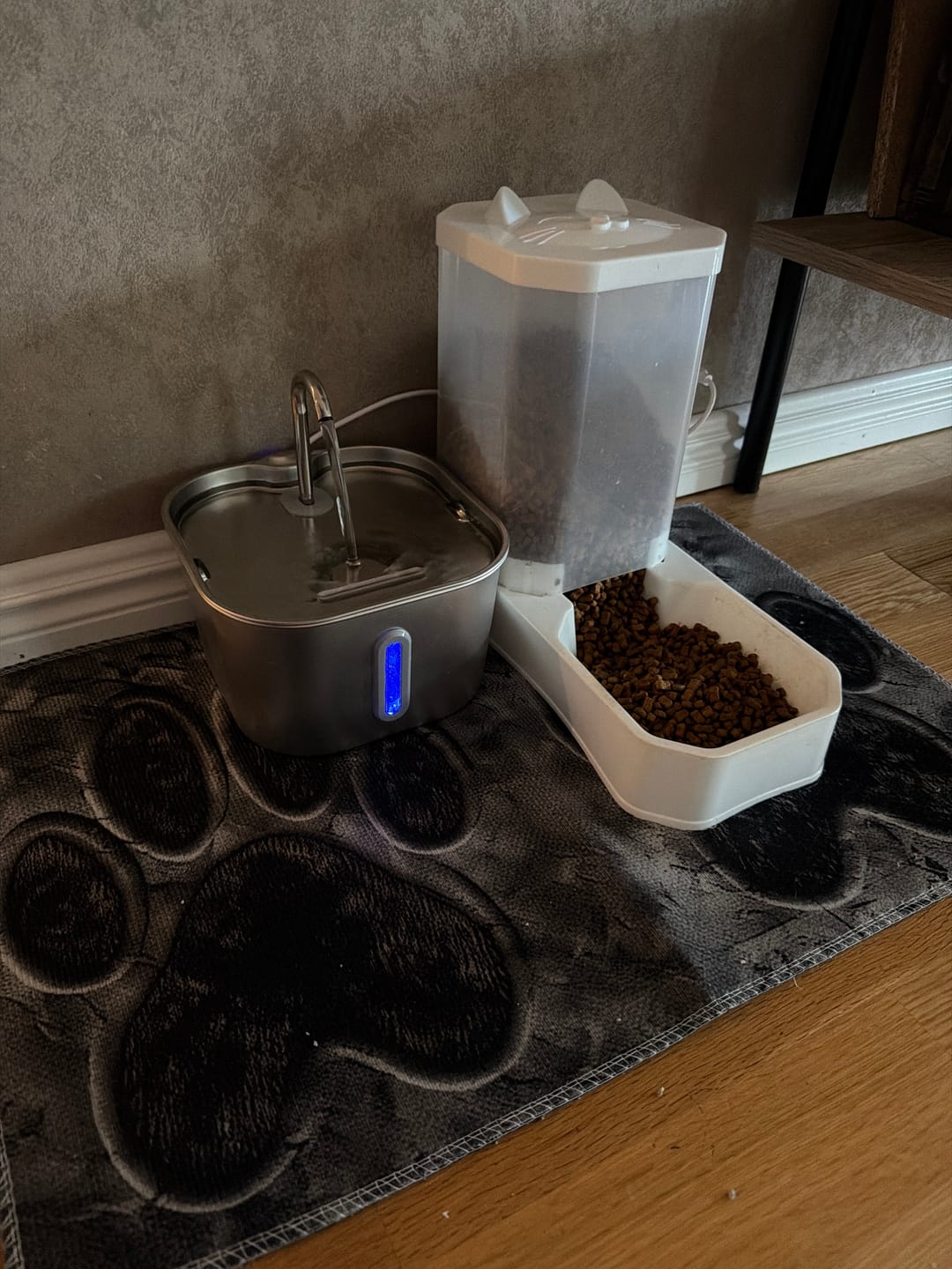 Customer photo review of VitaCat Drikkefontene - 2.2L