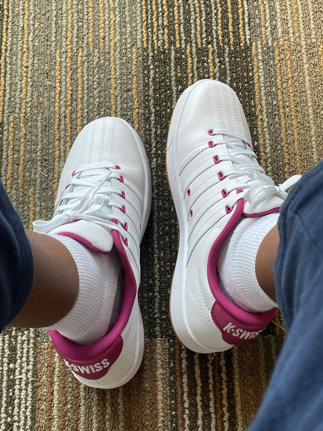 Customer photo review of 93629-135-M | COURT PRO II CMF SP | WHITE/LITE GUM/CACTUS FLOWER