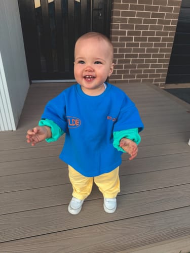 Customer photo review of Day dreamers tee- Royal PRE SALE