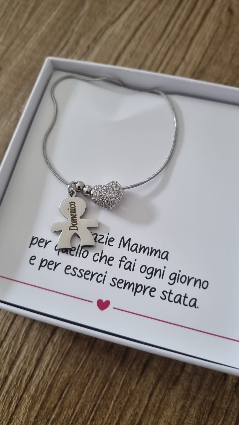 Customer photo review of Mamma Vi Ama ✦ Collana con ciondoli Bimbi Personalizzati con Nomi