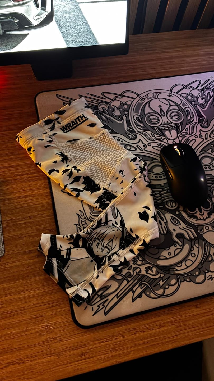 Customer photo review of Wraith Esports Arm Sleeve