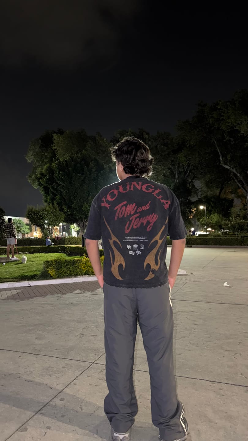Customer photo review of 4082 - Tom & Jerry Tees