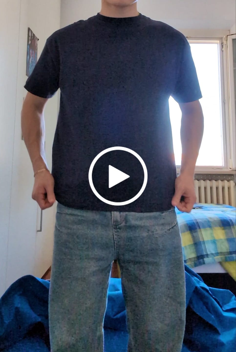 Customer video review of T-Shirt Blanks Boxy Fit 190GSM Night Blue