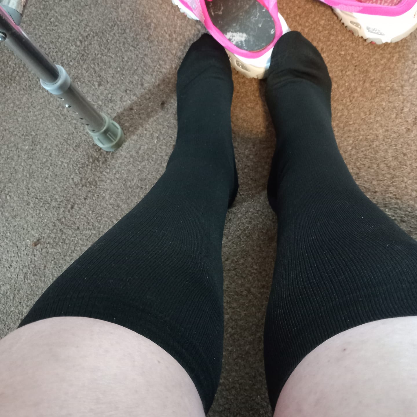 Customer photo review of EverSock™ Wide Compression Socks For Pain Relief