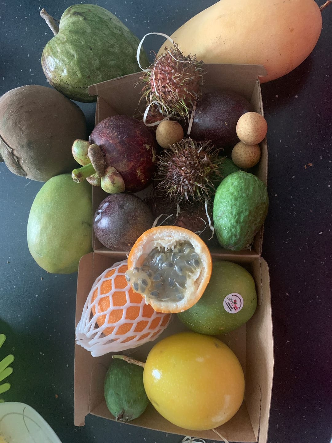 Customer photo review of Tropen-Weltreise Exotenbox