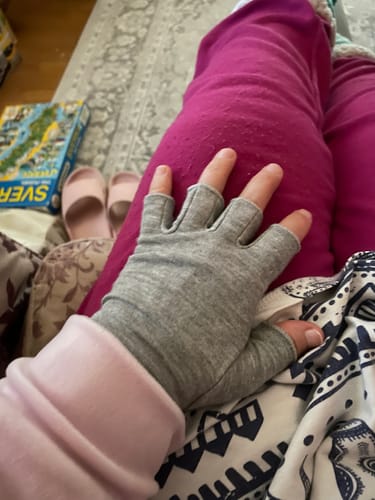 Customer photo review of BambuSleeve™ Kompressionshandskar